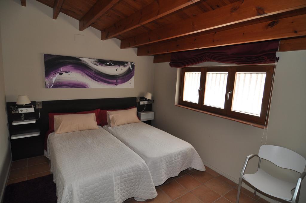 Restaurant & Rooms Cabrit Sant Mateu Pokoj fotografie